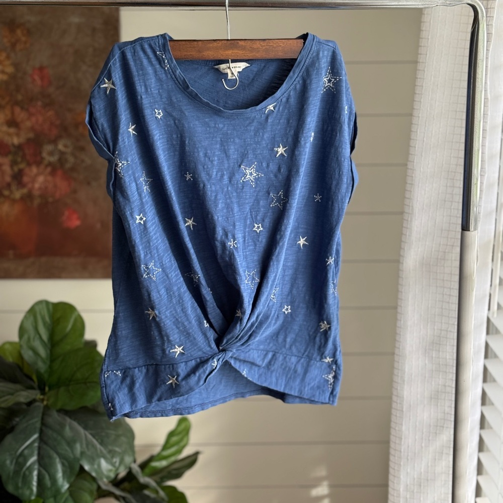 Lucky Brand Blue Starprint Twist-Front Short Sleeve Tee